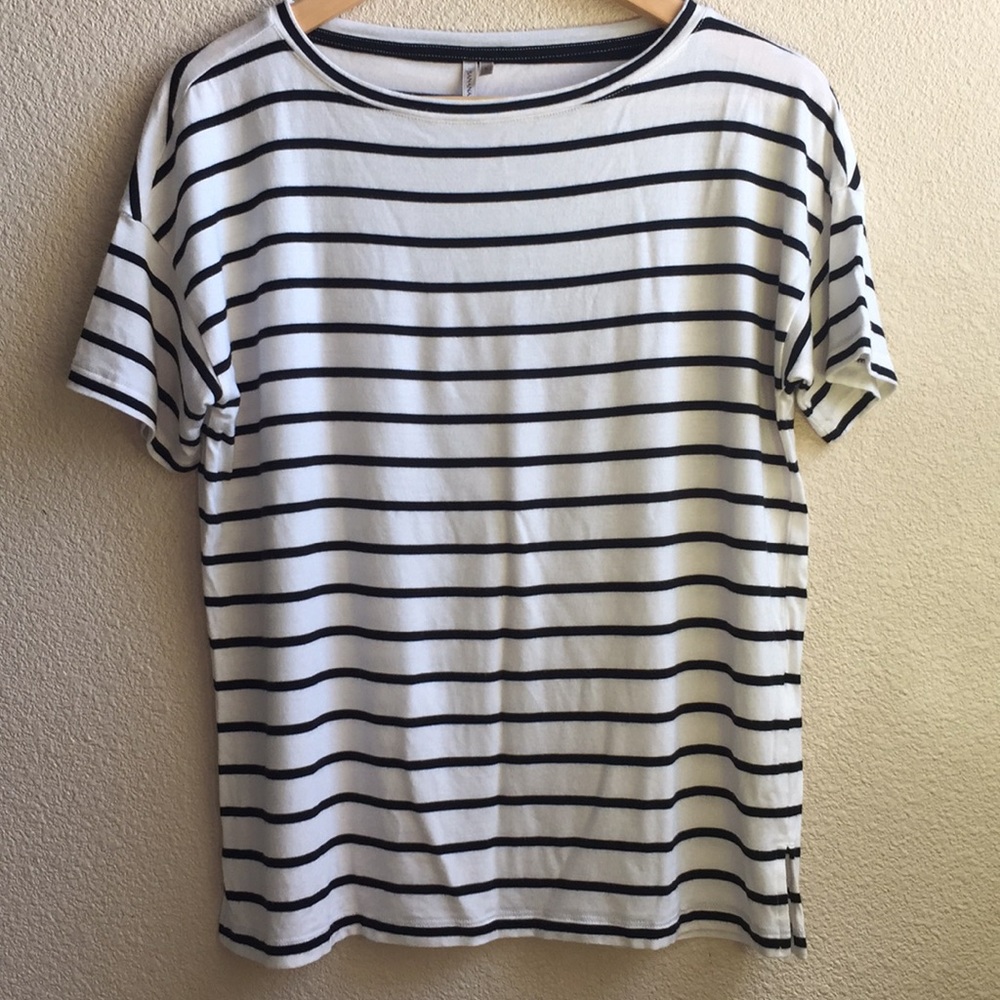 Banana Republic Top 🖤3 for $6🖤
